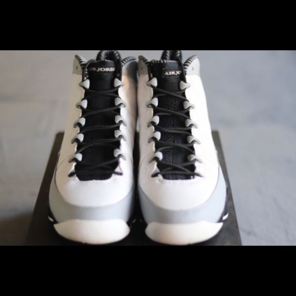 Air Jordan 9 Retro “Barons”